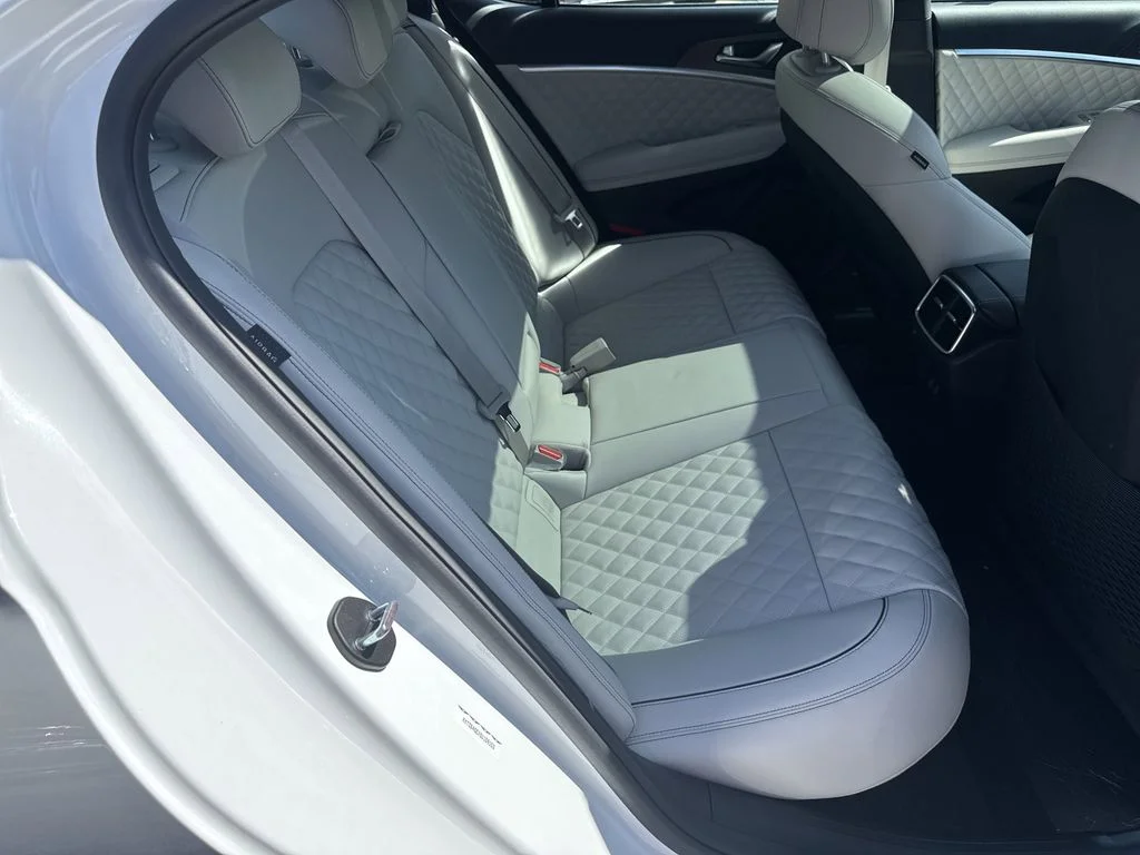2025 GENESIS G70 Sport Advanced - Photo 15