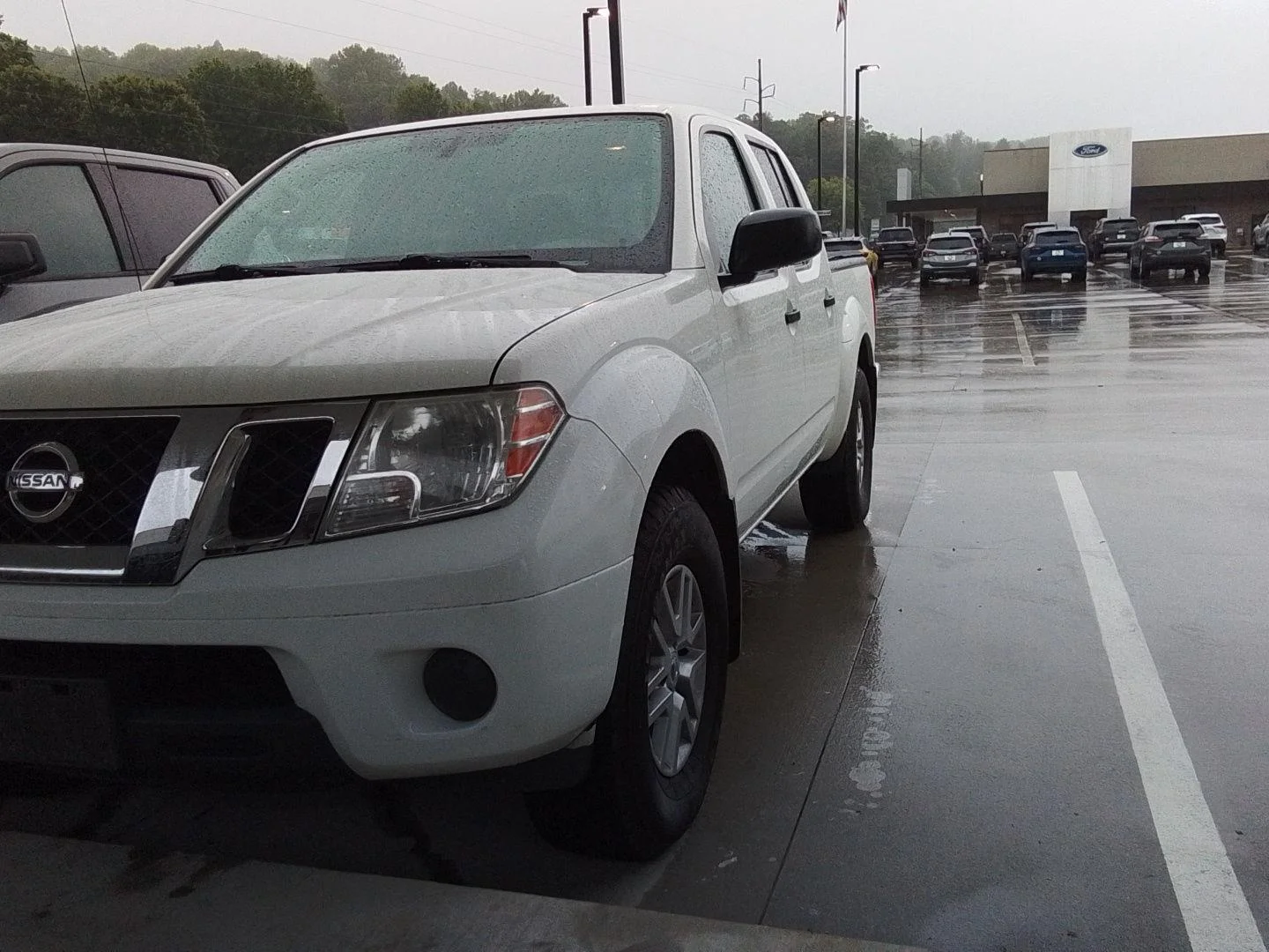 2019 Nissan Frontier 4.0 SV Crew Cab 4X4 AT SWB's photo
