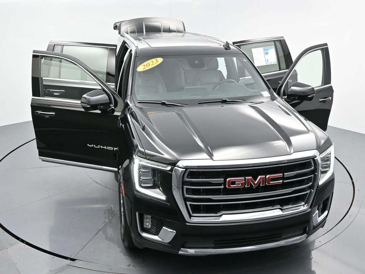 Used 2023 Onyx Black GMC SLT image 50