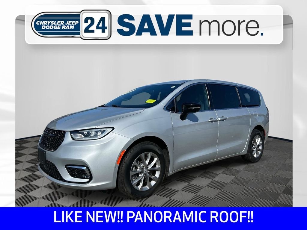 Used 2026 Silver Chrysler Select image 1
