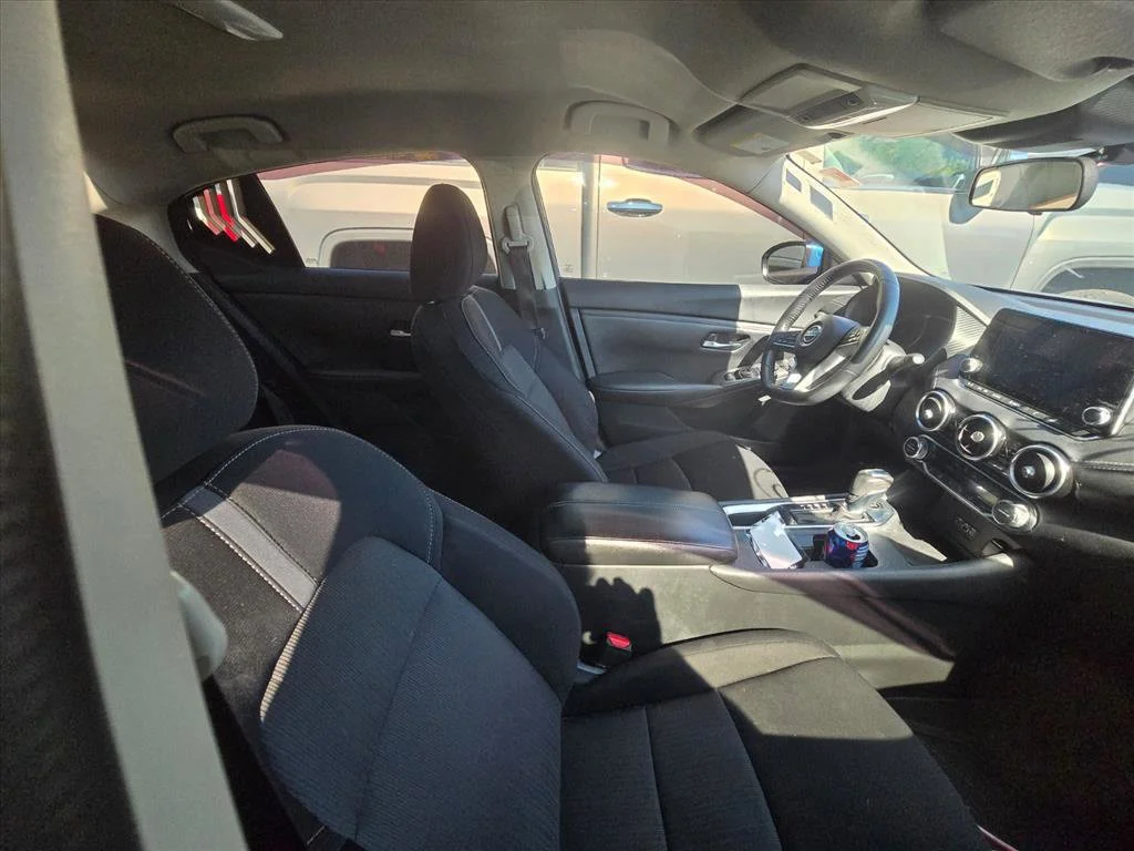 Used 2022 Blue Nissan SV image 7