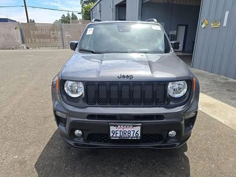 Used 2022 Jeep Renegade Altitude with VIN ZACNJDE1XNPN51398 for sale in Inglewood, CA