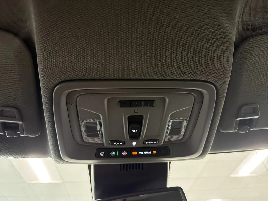 New 2026 Summit White GMC SLT image 17