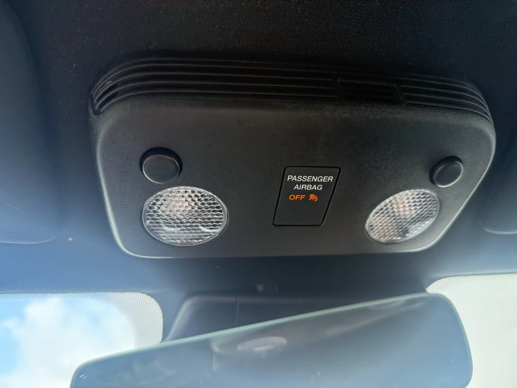 2021 Ford Mustang EcoBoost - Photo 18