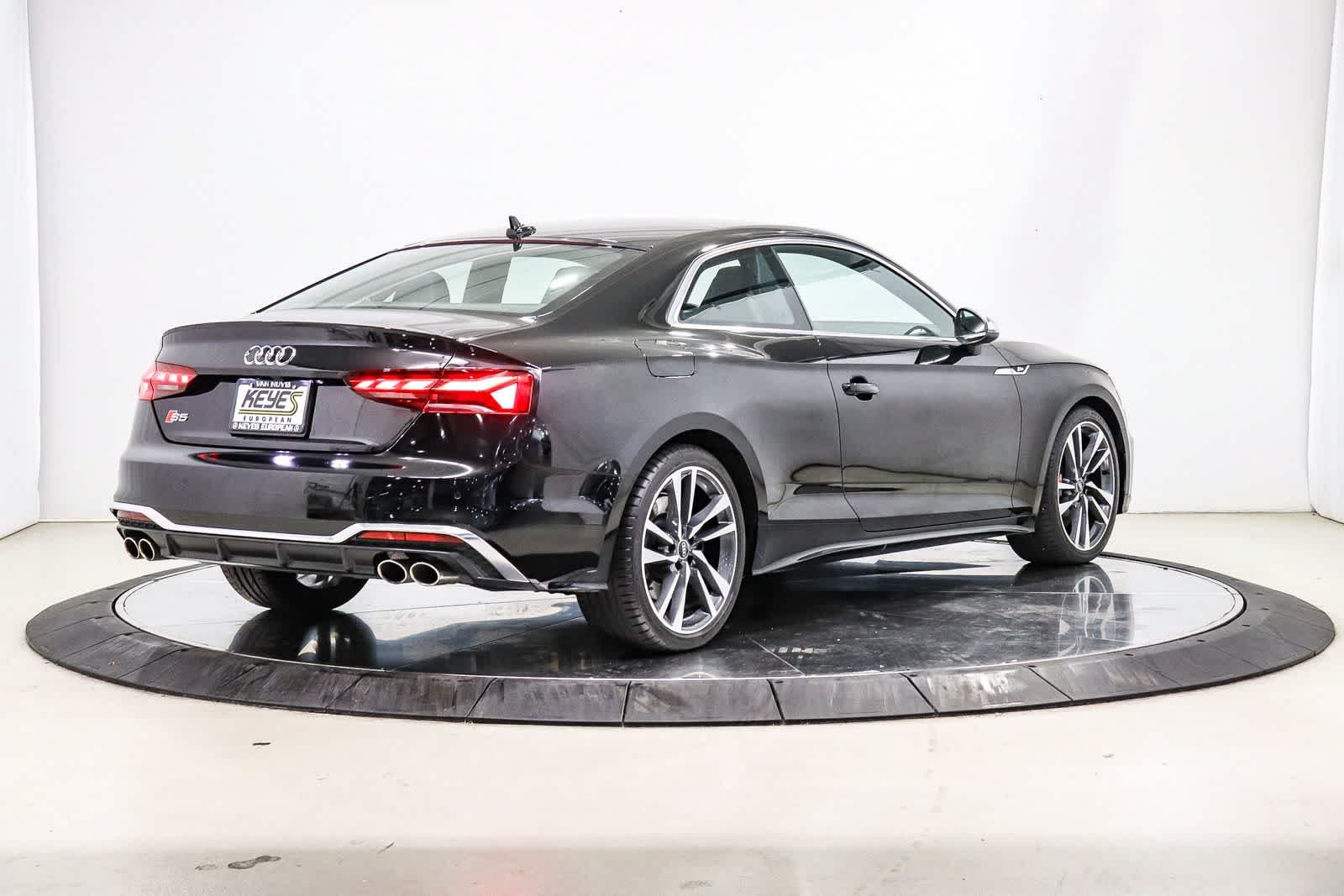 Used 2023 Gray Audi Premium image 4