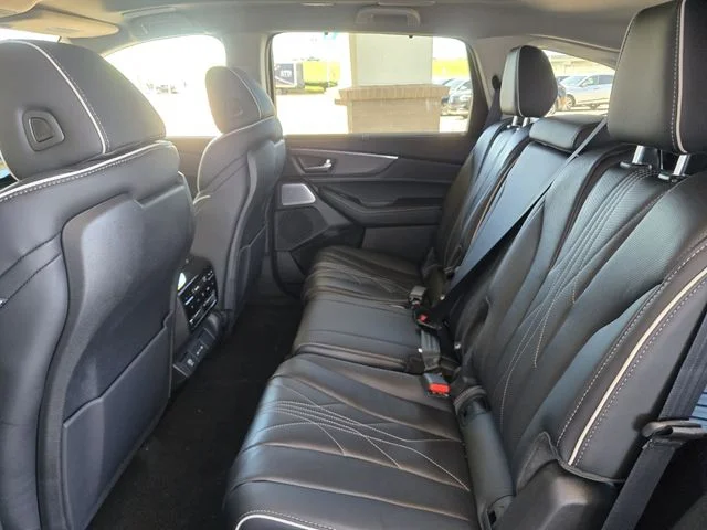 New 2026 Solar Silver Metallic Acura w/Advance Package image 10