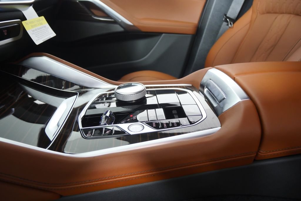 New 2027 Alpine White BMW xDrive40i image 20