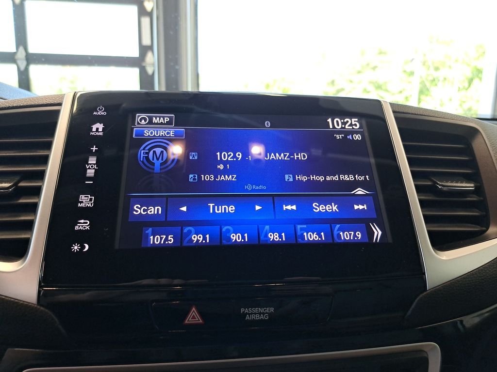 Used 2020 White Honda RTL-E image 21