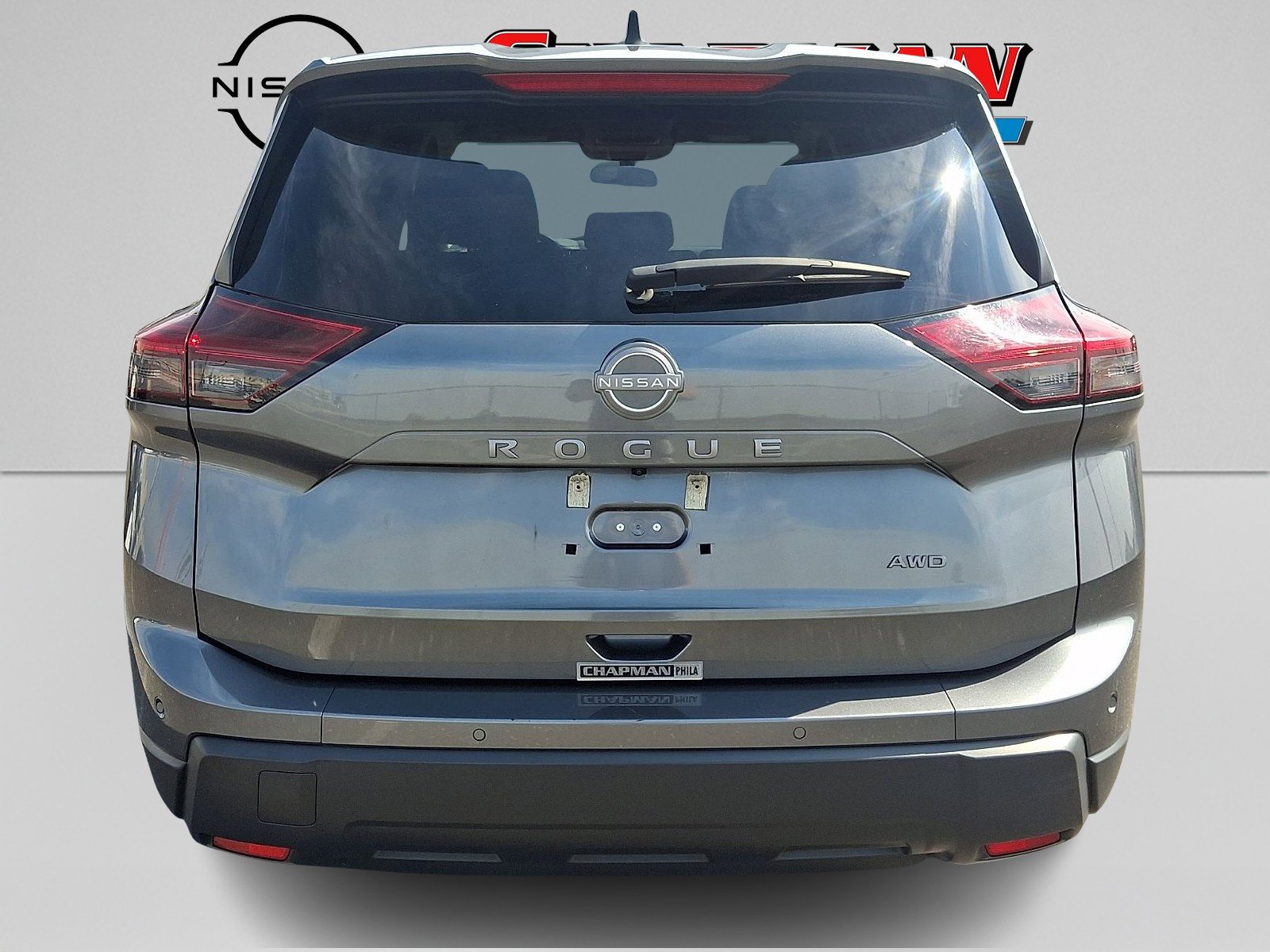 Certified Used 2024 Gun Metallic Nissan S image 5