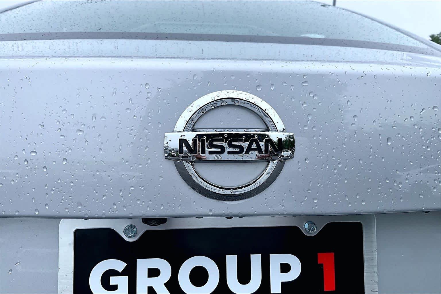Used 2022 Brilliant Silver Metallic Nissan SV image 30