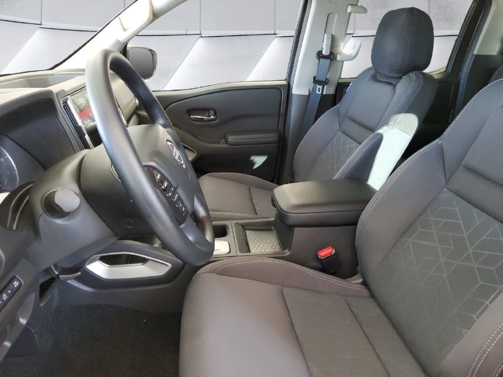 Used 2025 White Nissan SV image 7