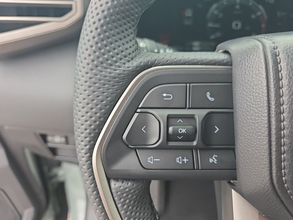 Certified Used 2026  Toyota Limited image 19