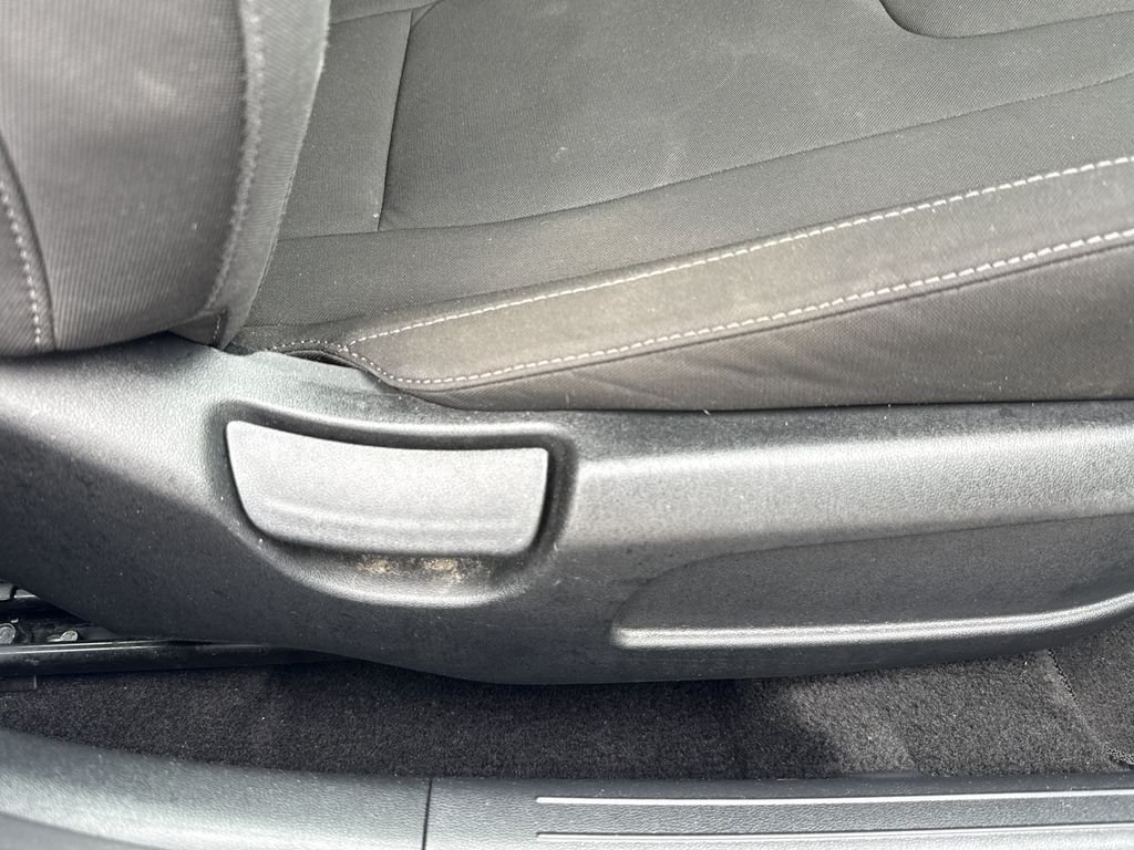 2022 Hyundai Elantra Blue - Photo 33