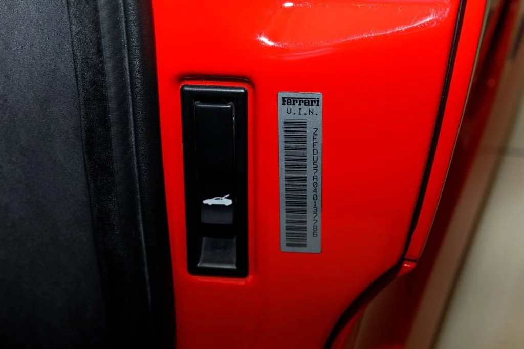 Used 2004 Rosso Scuderia Ferrari  image 32