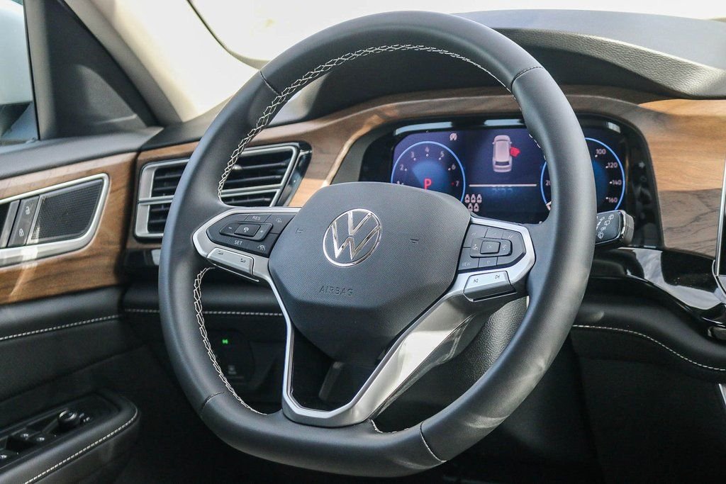 2026 Volkswagen Atlas SE w/Tech - Photo 16