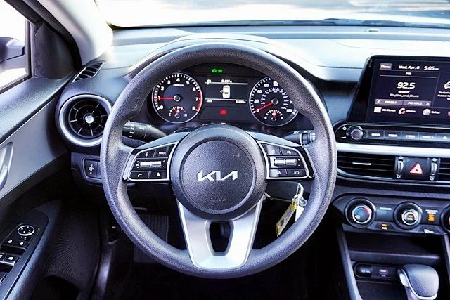 Used 2023 White Kia LX image 17