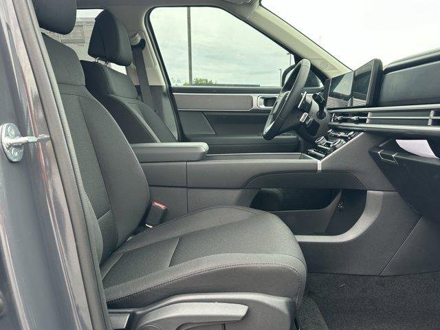 New 2026 Ecotronic Gray Hyundai SE image 13