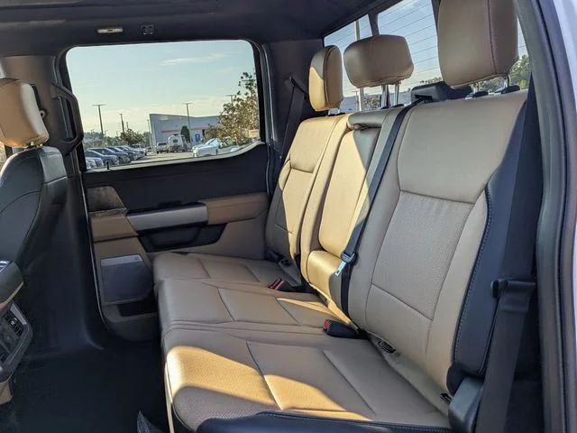 2026 Ford F-350 Super Duty Lariat - Photo 14