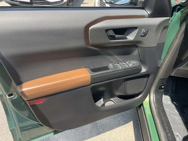 Used 2025 Green Ford Outer Banks image 20