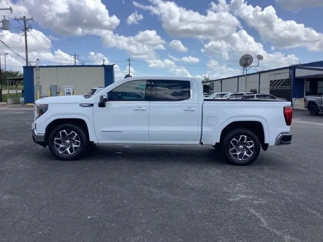 2025 GMC Sierra 1500 SLE - Photo 8