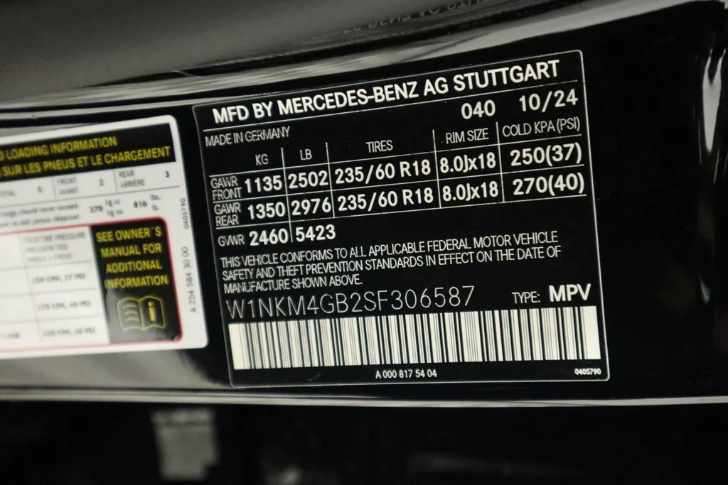 2025 Mercedes-Benz GLC Base - Photo 35