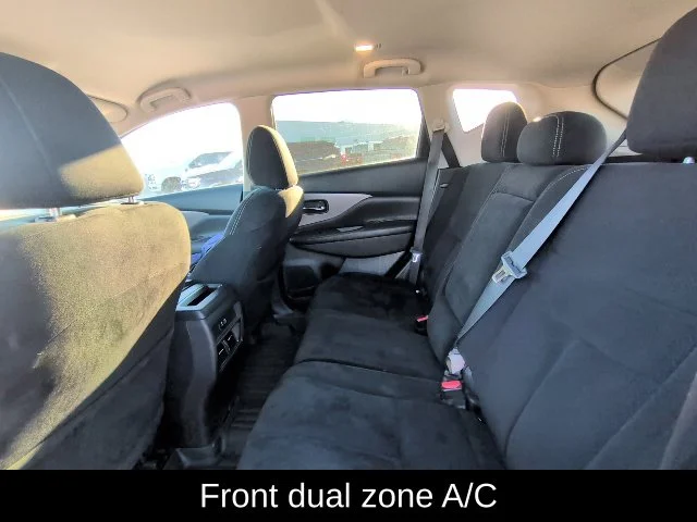Used 2023 Silver Nissan S image 11