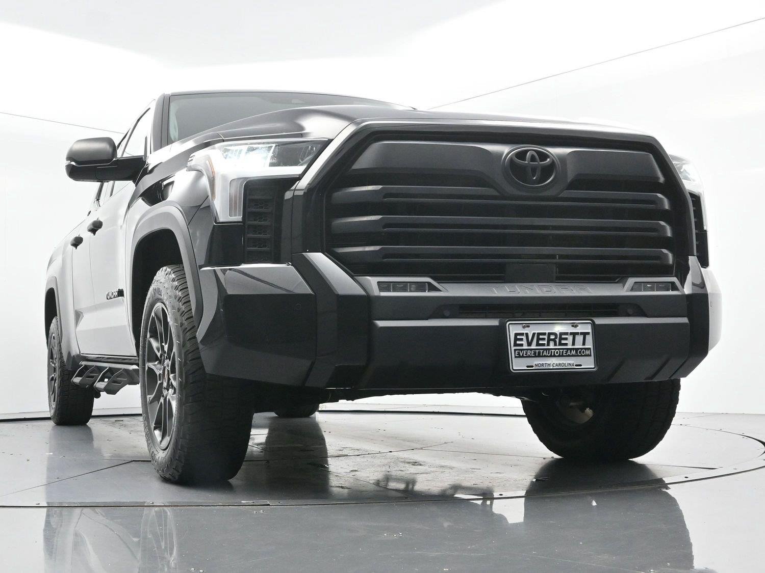 Used 2023 Black Toyota SR5 image 41