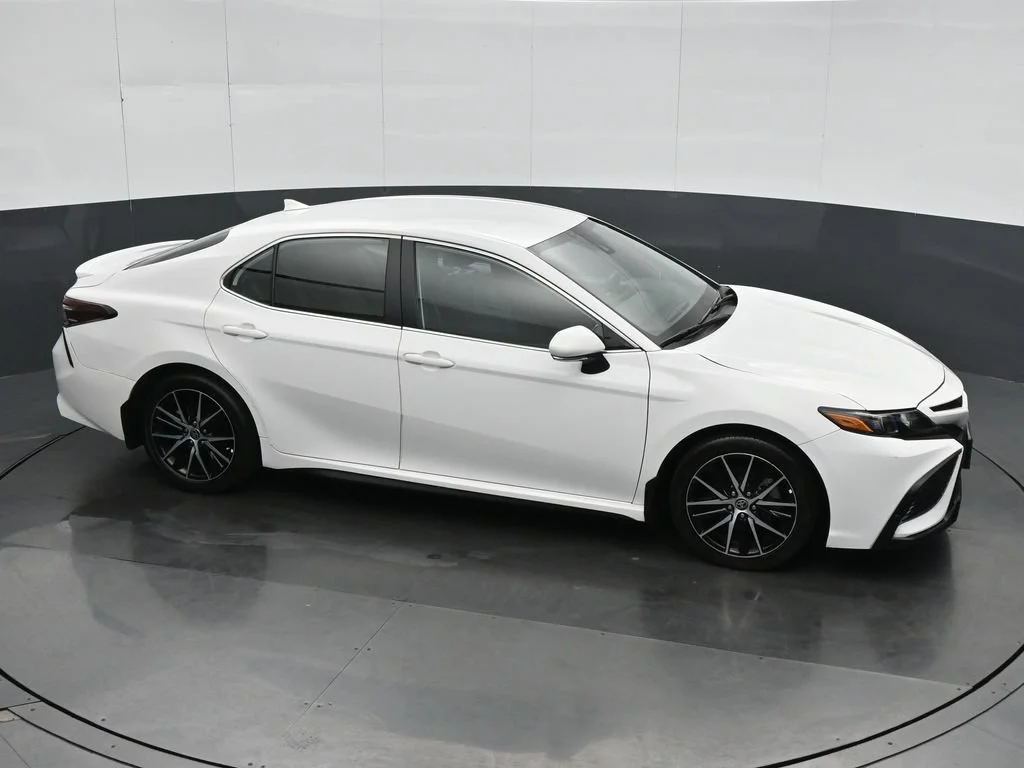 Used 2024 White Toyota SE image 24