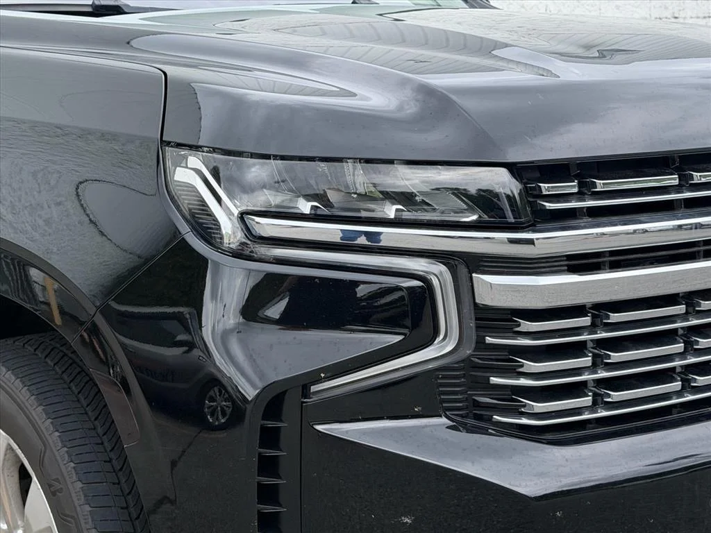Used 2023 Black Chevrolet Premier image 20