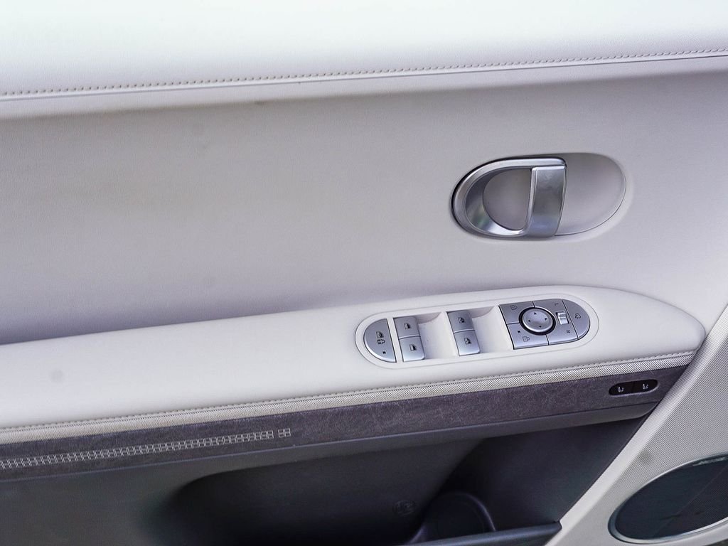 Used 2023 Gray Hyundai Limited image 18