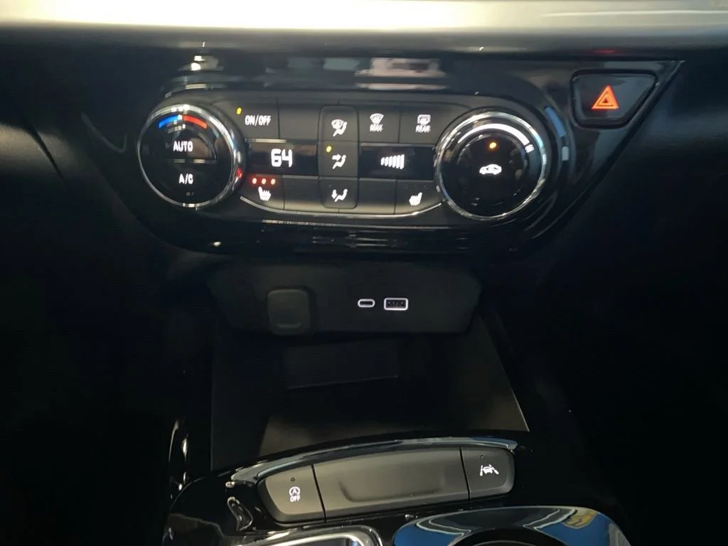 2026 Chevrolet Trax LT - Photo 7