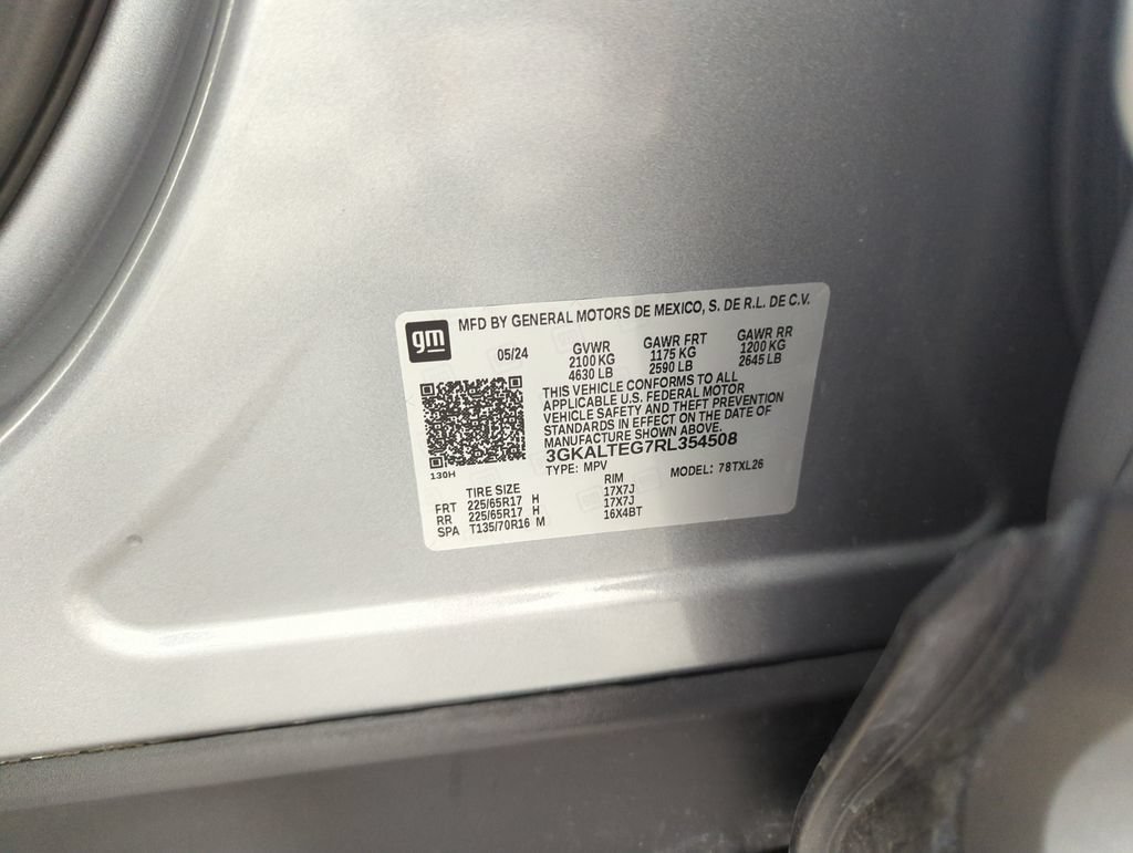 Used 2024 Sterling Metallic GMC SLE image 36