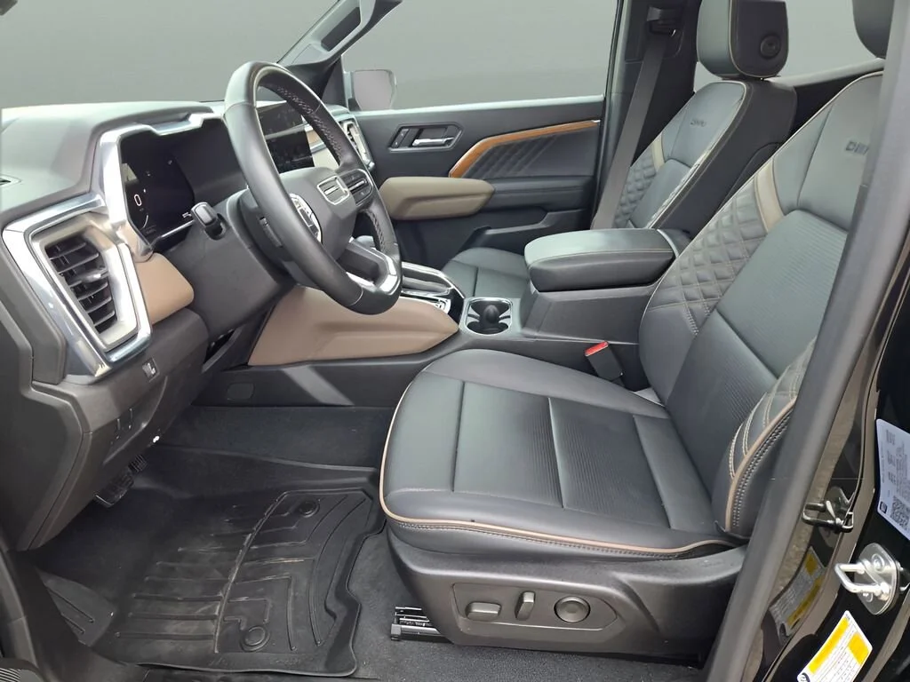 Used 2024 Onyx Black GMC Denali image 20