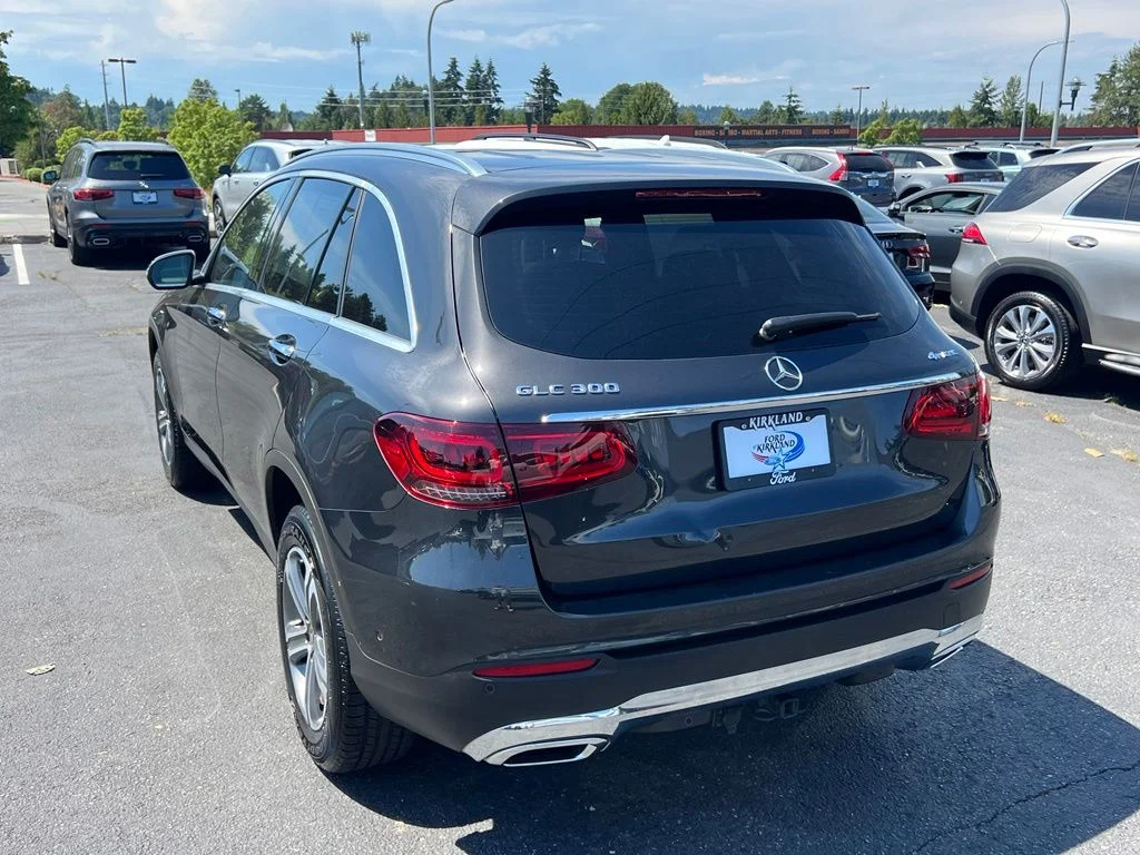 2022 Mercedes-Benz GLC GLC300 - Photo 9