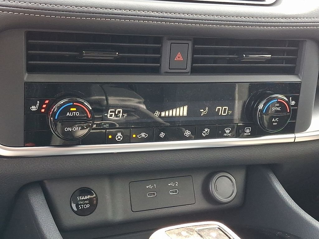 2026 Nissan Rogue — photo 11