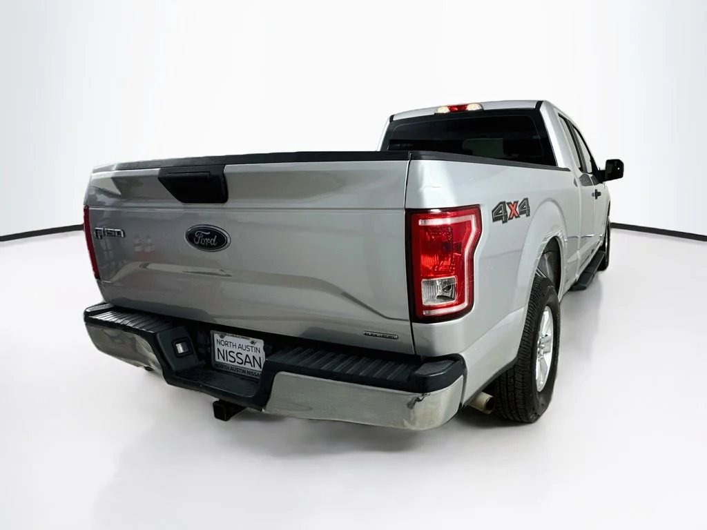 Used 2016 Silver Ford XL image 7