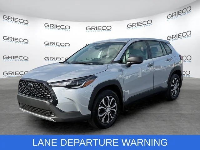 Used 2024 Silver Toyota L image 3