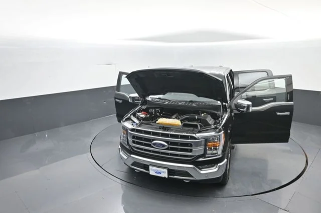 Used 2021 Black Metallic Ford Lariat image 41