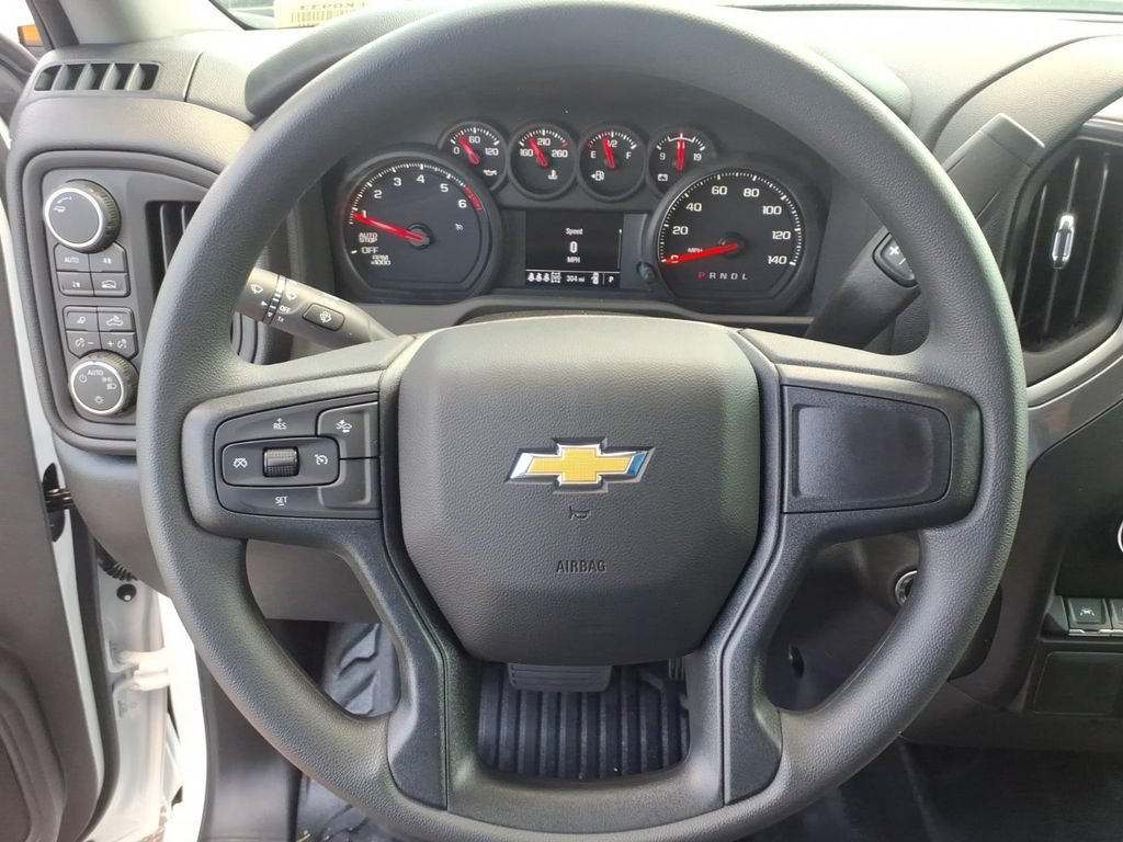 New 2026 Summit White Chevrolet WT image 11