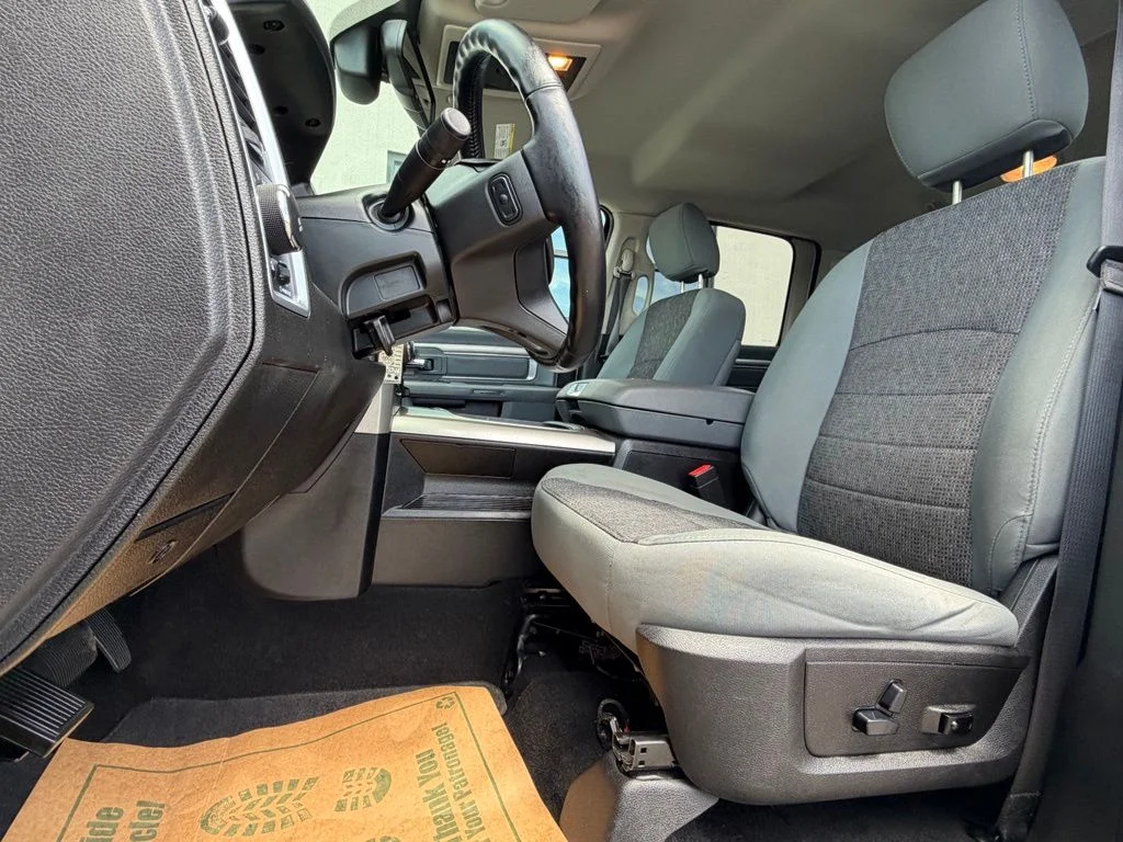 Used 2019 White Ram Warlock image 10
