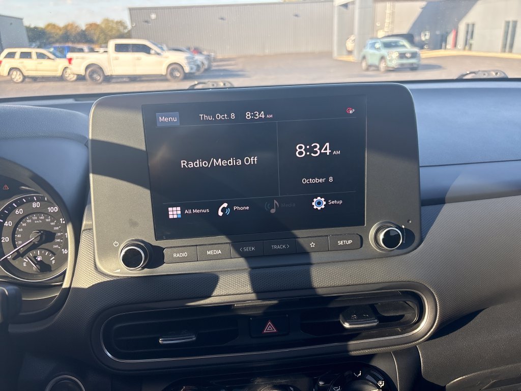 Used 2023 Black Hyundai SEL image 18