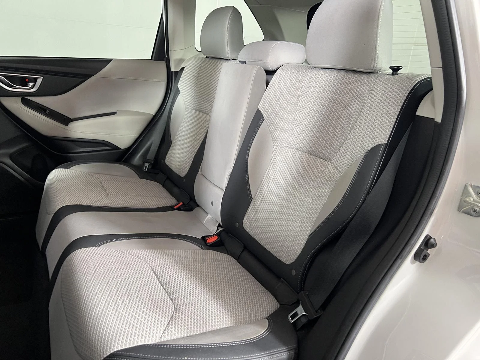 Used 2019 Crystal White Pearl Subaru Premium image 7