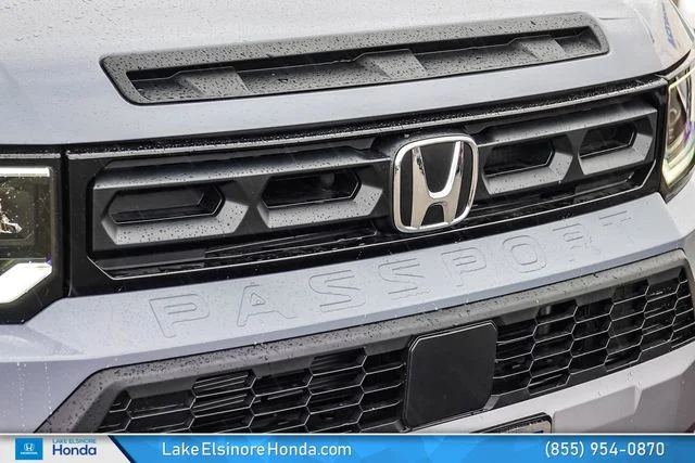 New 2026 Sonic Gray Pearl Honda RTL image 5