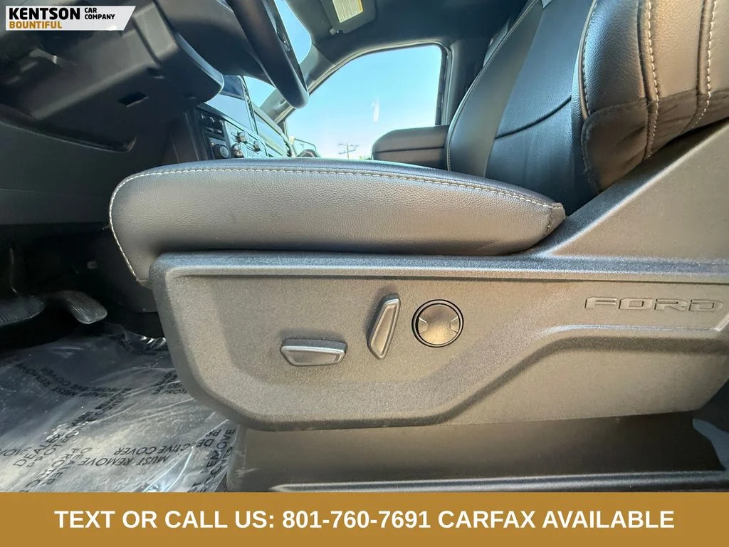 Used 2025 Black Ford Lariat image 33