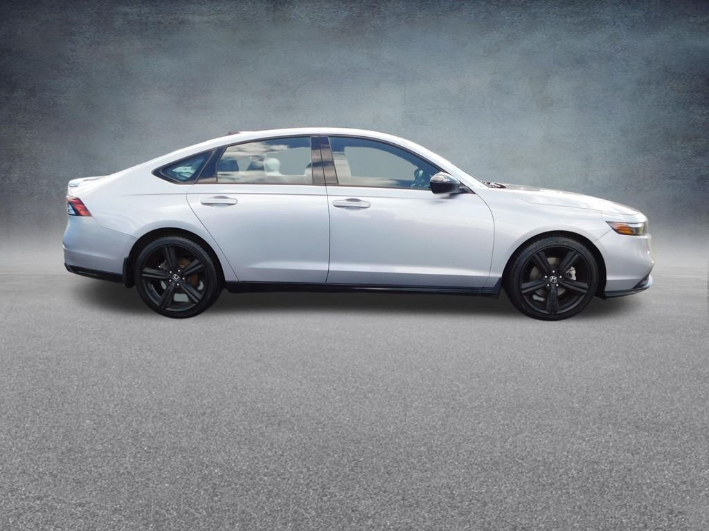 Used 2023 Silver Honda Sport-L image 2