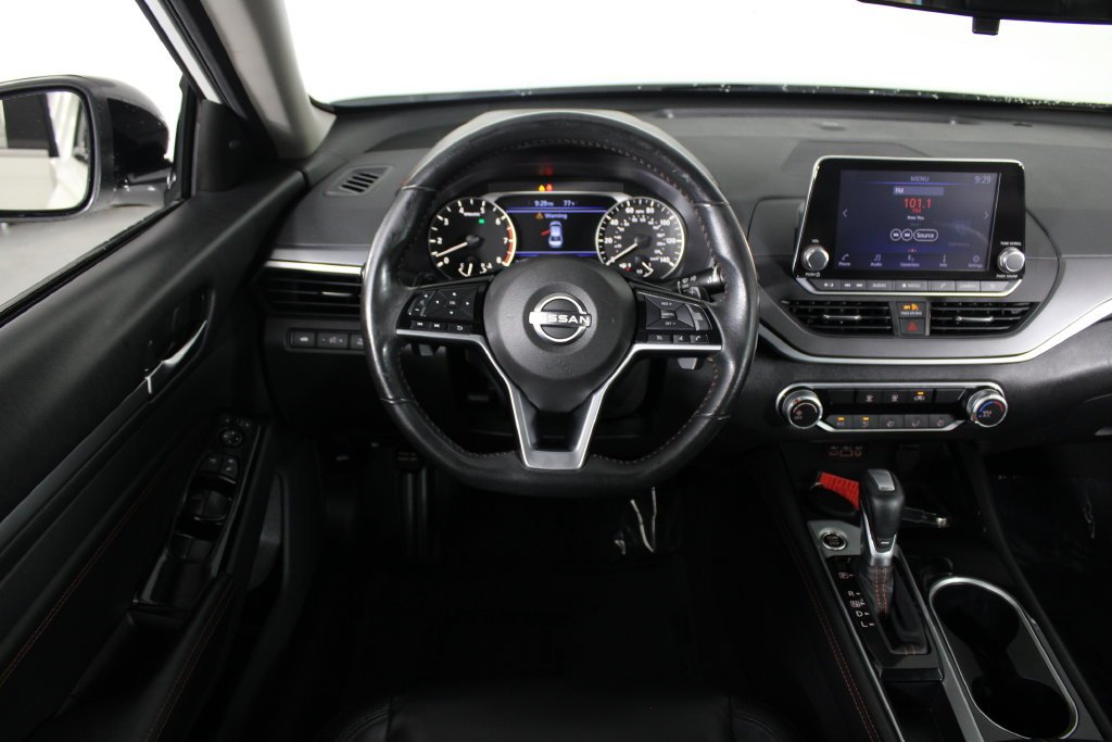 2023 Nissan Altima SR - Photo 6