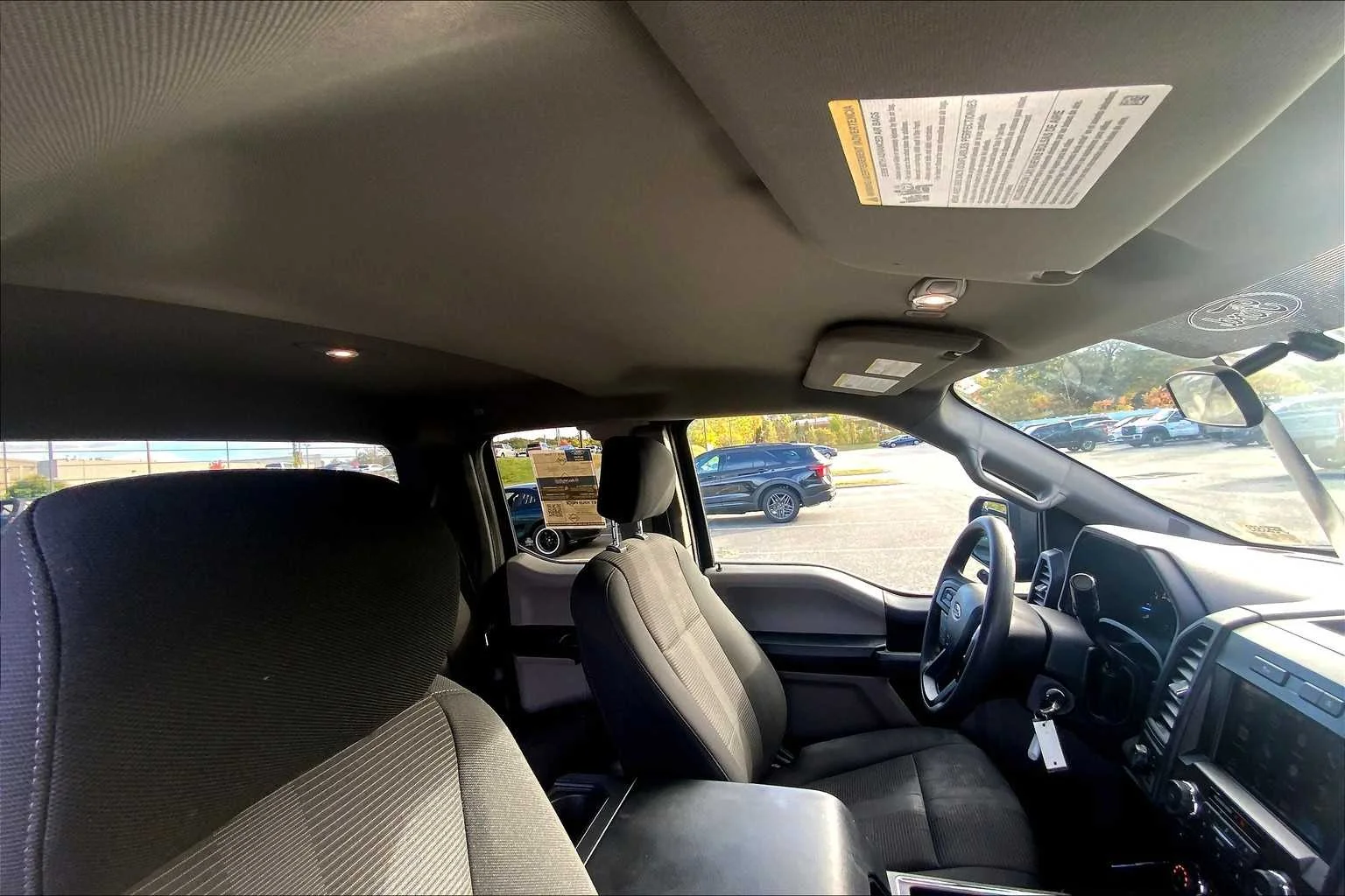 Used 2018 Blue Jeans Metallic Ford XL image 14