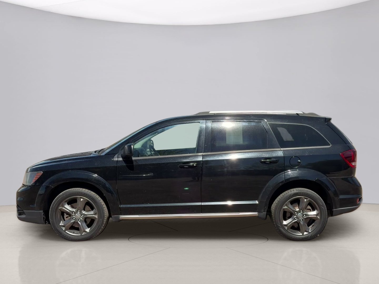 Used 2016 Black Dodge CROSSROAD image 2