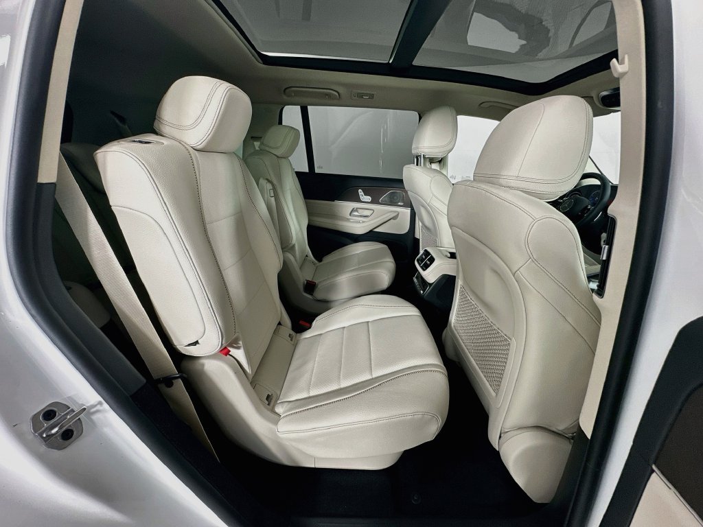 New 2027 Polar White Mercedes-Benz GLS 450 image 29