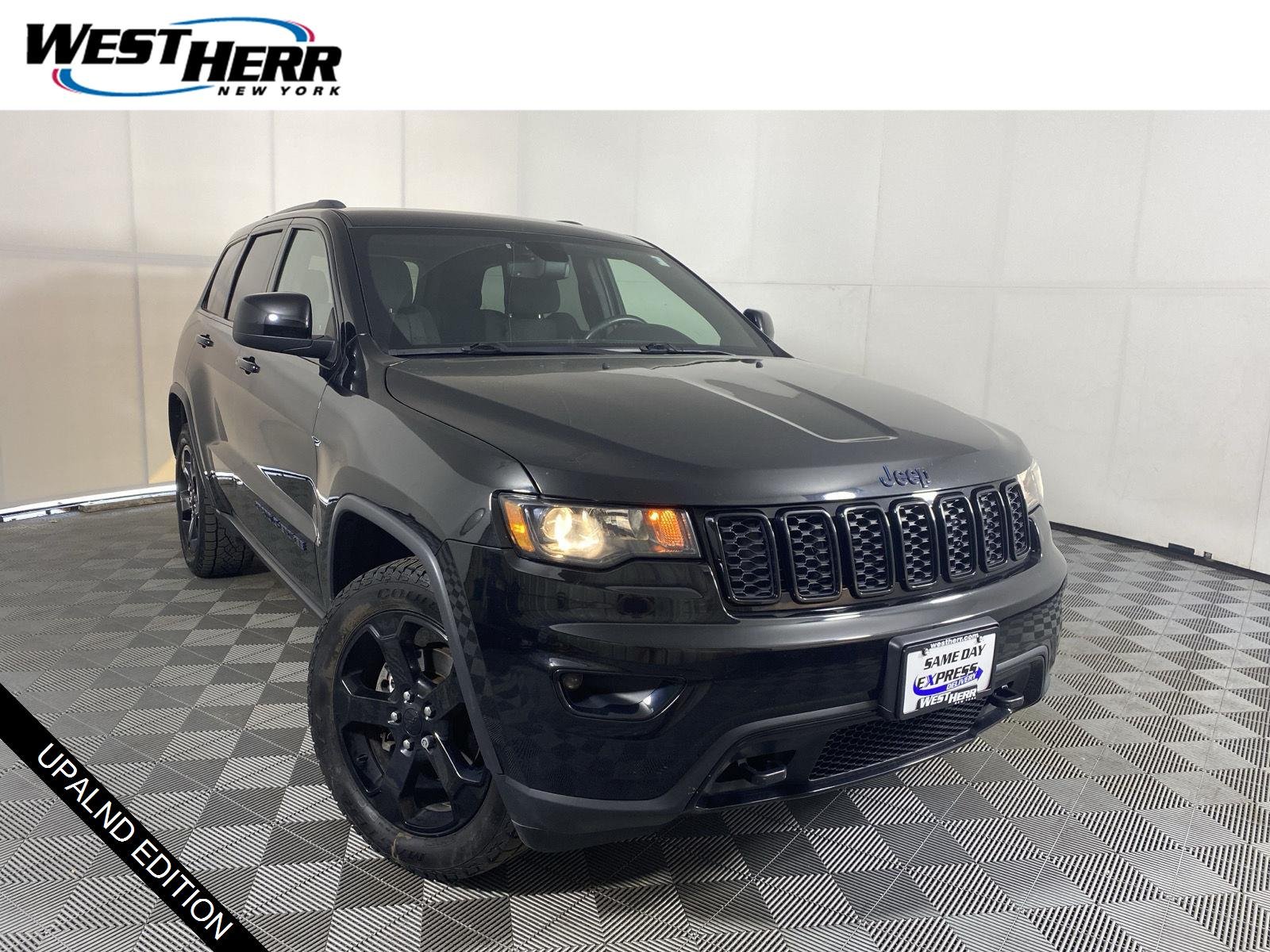 Used 2019 Diamond Black Crystal Pearlcoat Jeep Upland image 1